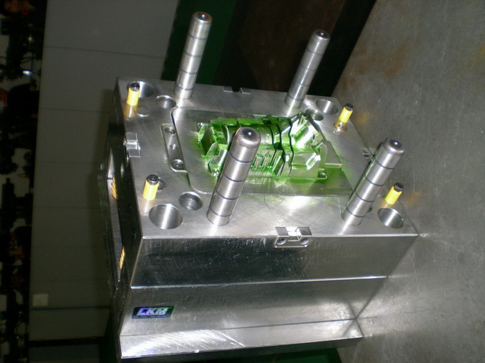 Injection mold